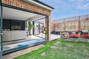 Photo 8- click for photo gallery